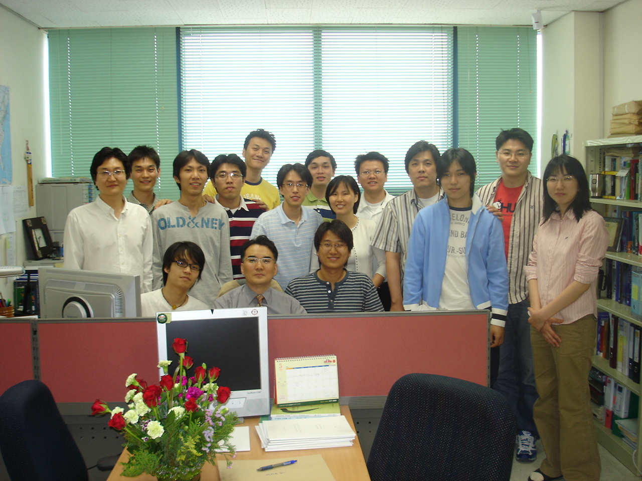 2006_05_15_with his students Teacher's day.JPG