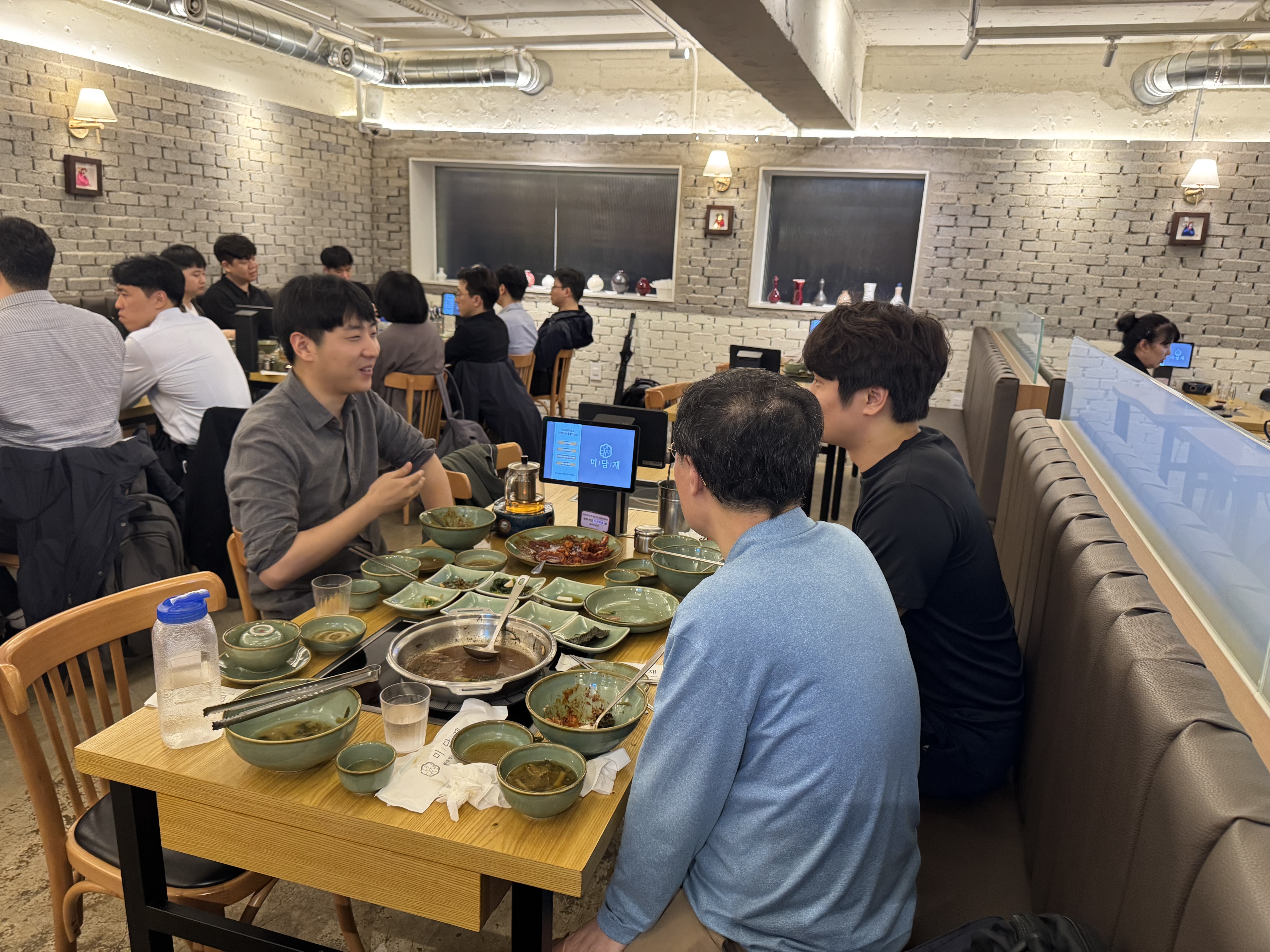 멤버사진.jpeg