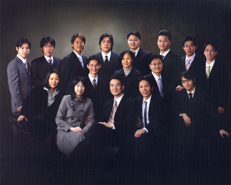 2006_01_07_with his students.jpg