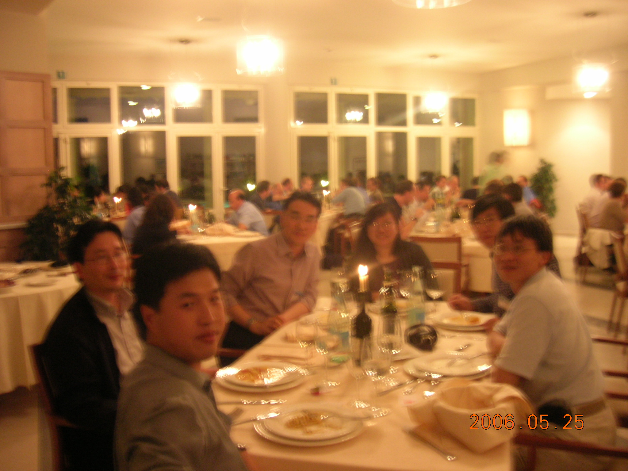 2006_05_25_with Dr. Hou (UIUC), Dr. Xuan (OSU), Dr. Wan (IIT), Dr. Yi (Nat'l Chiao Tung Univ.), and Dr. Shi (Rice U.) at the banquet of the 7th ACM Mobihoc 2006.jpg